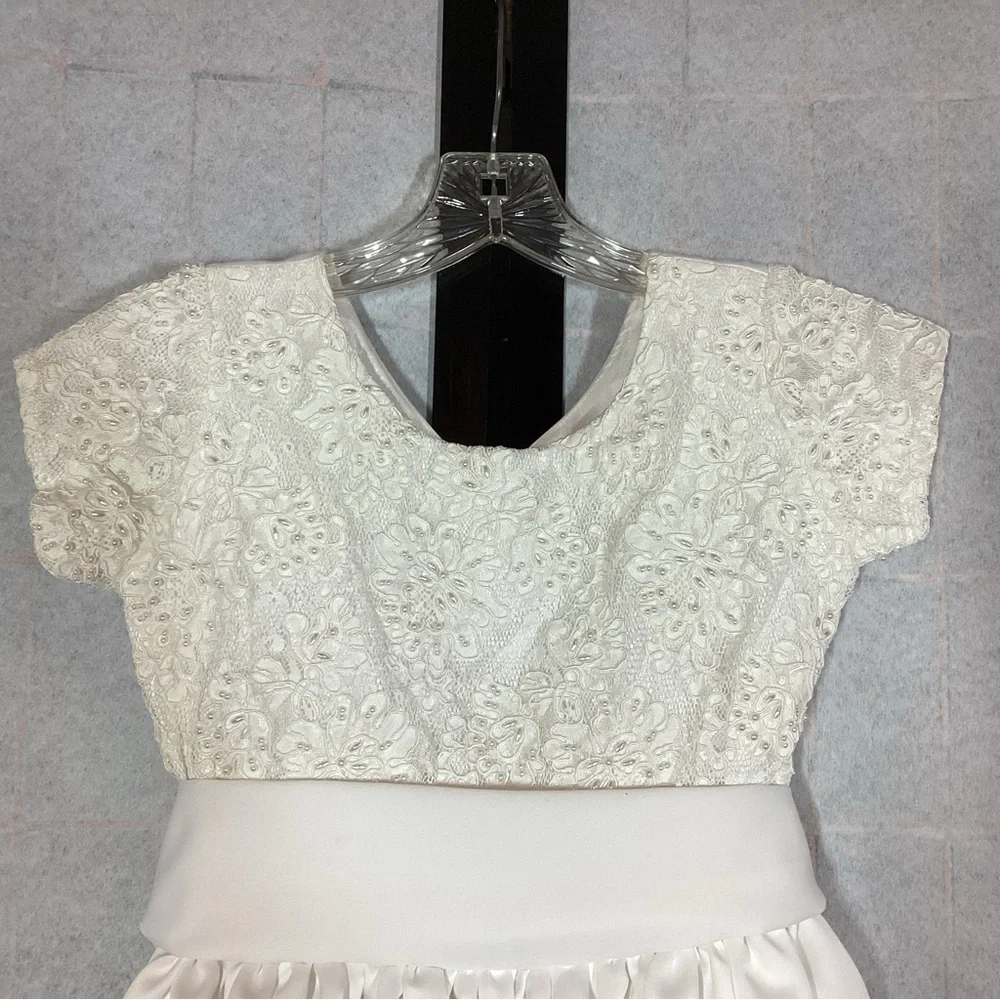 Girls Posies Formal Dress White Lace SeedPearl Satin Sash Crinoline Flower Girl
